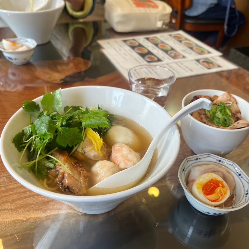 旨味ラーメン(割烹あらき )