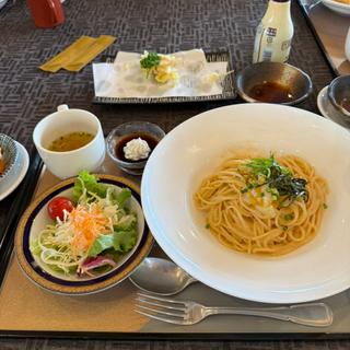明太子とイカのクリームスパゲッティ