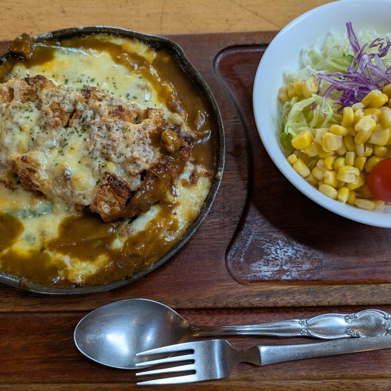 ロースカツ　焼カレー(アルバ （ALBA）)