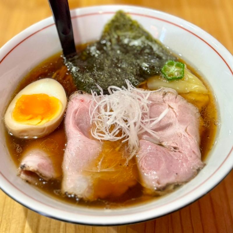 あごだしらーめん(城下町どすん)