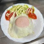 目玉焼きのせハンバーグ