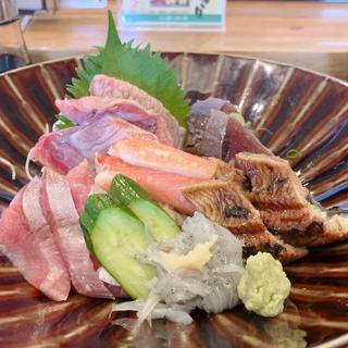 海鮮丼