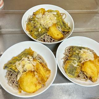 冷やし天ぷらそば(ベルクス 東墨田店)