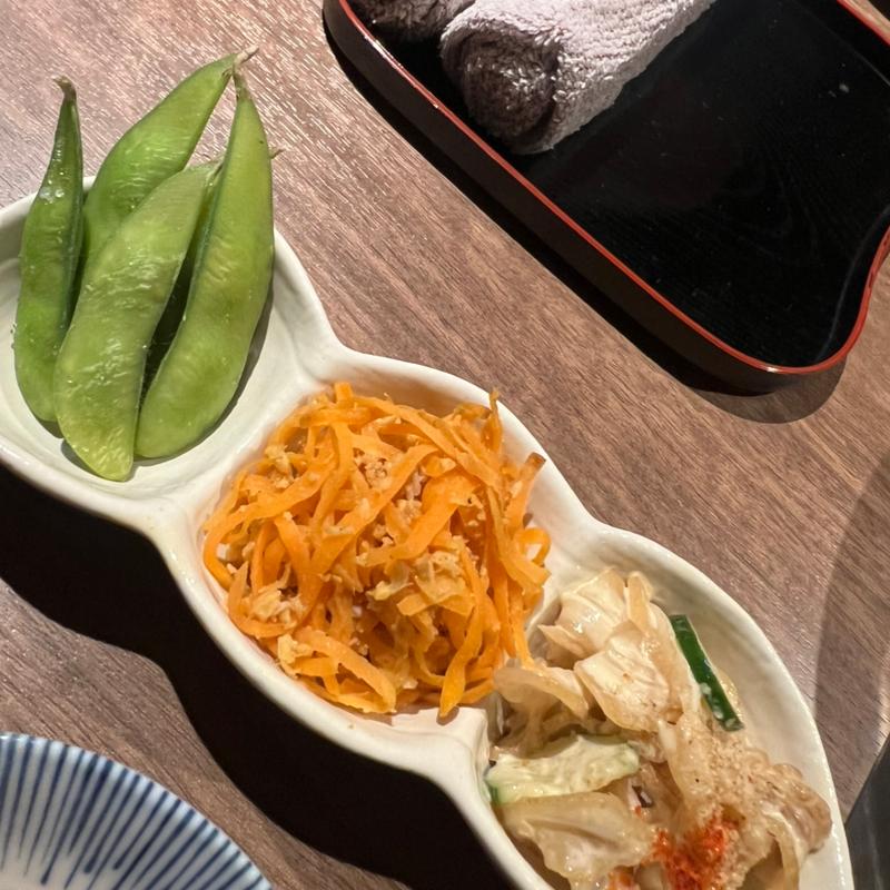 お通し(にんじんしりしり 枝豆 ミミガー)(燦別邸 岐阜店)