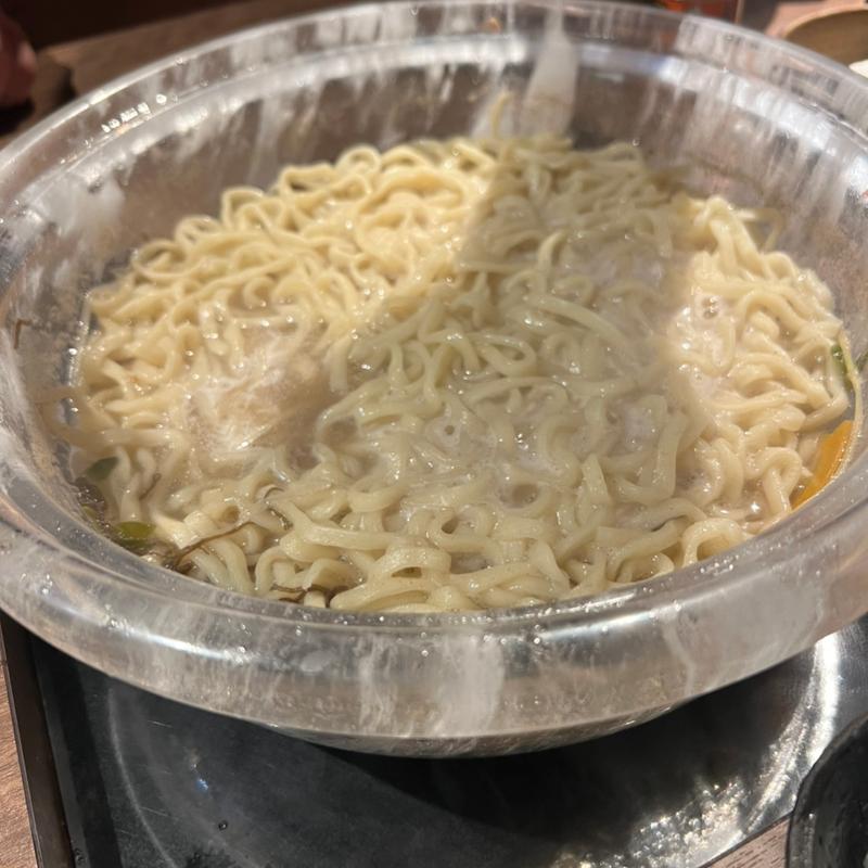 〆の沖縄そば(燦別邸 岐阜店)