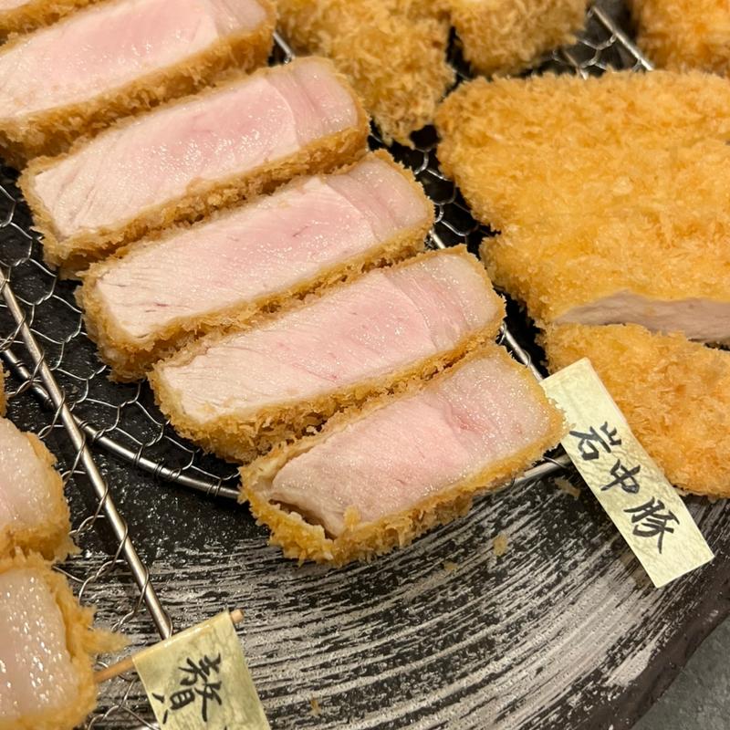 岩中豚 特上ロース(とんかつ 螢水)