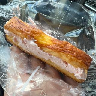 冷やしパン いちご