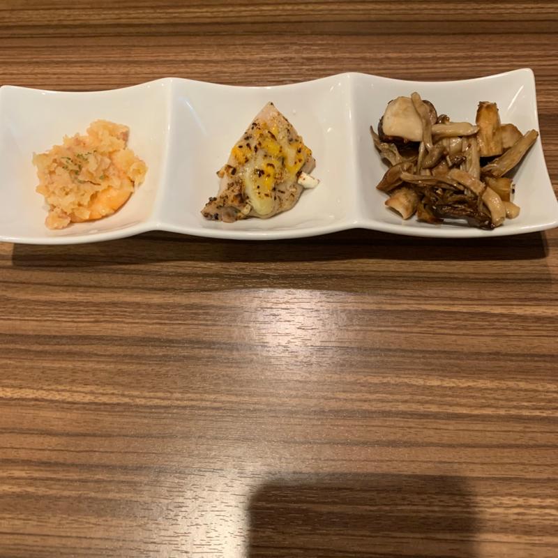 ちょこっとサイズメニュー3種盛合せ(食い処BAR TRENTE (トラント))