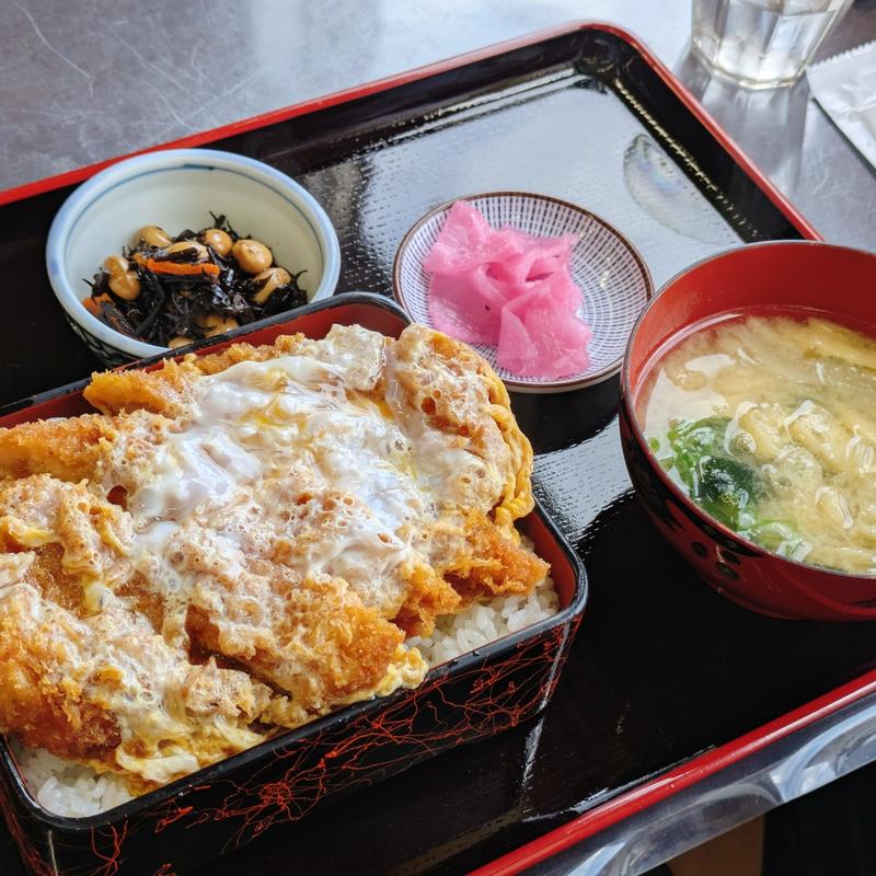 かつ重(ゑびすや)