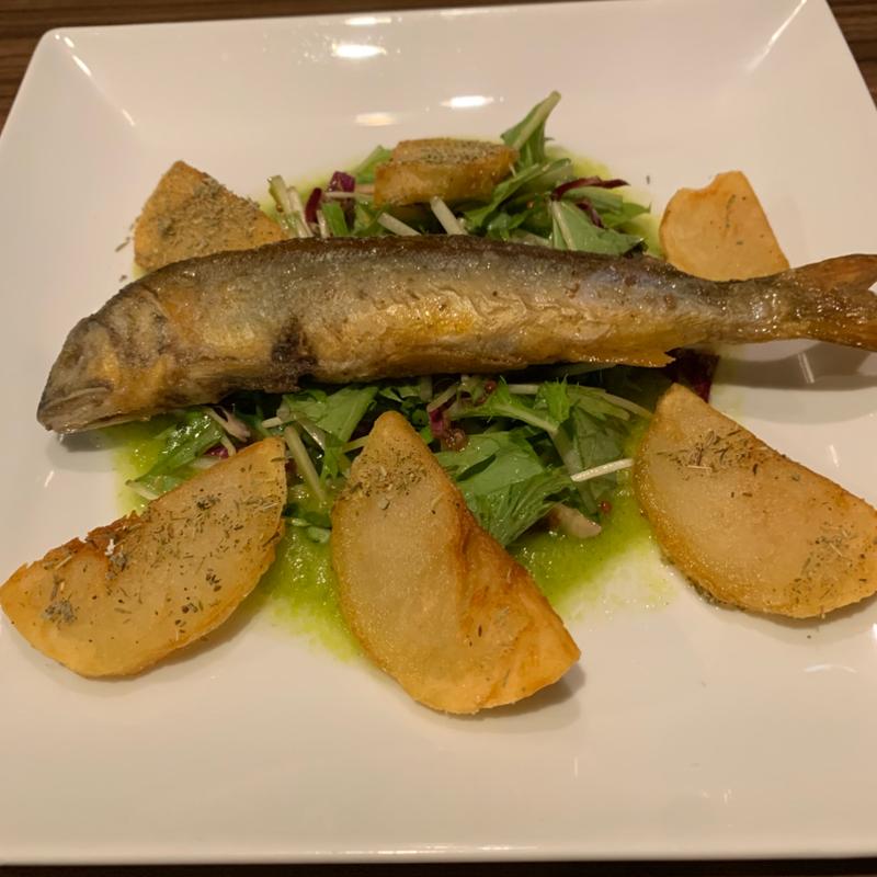 鮎のコンフィきゅうりのソースで(食い処BAR TRENTE (トラント))