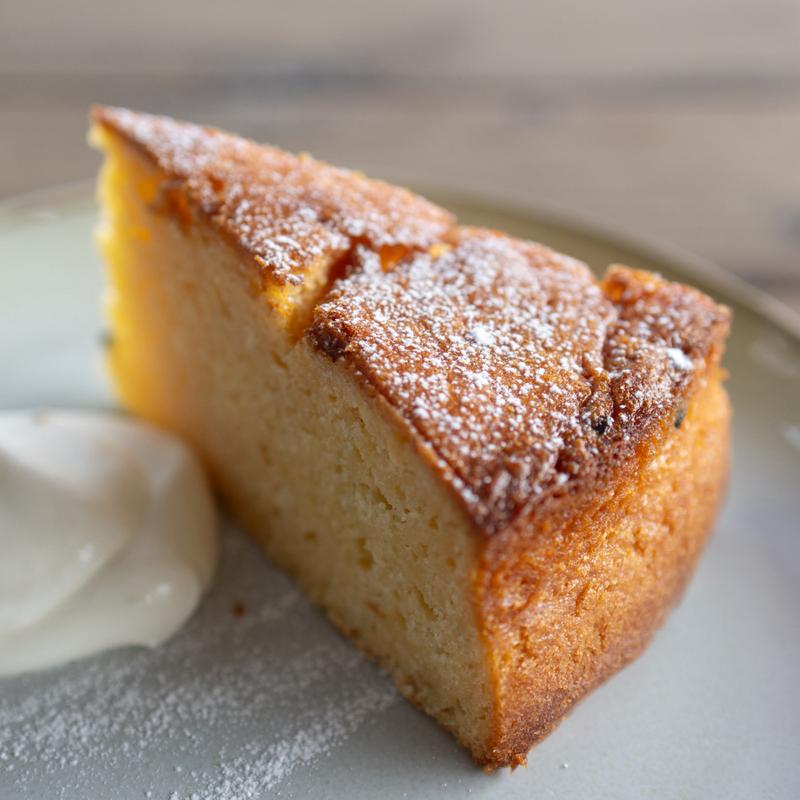 パッションフルーツとココナッツのバターケーキ(Piece by Piece coffee)