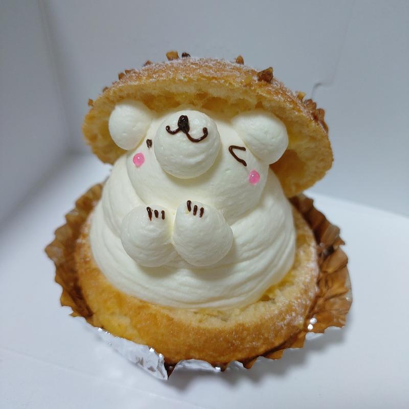 くまちゃんシュー(お菓子のことぶきや)