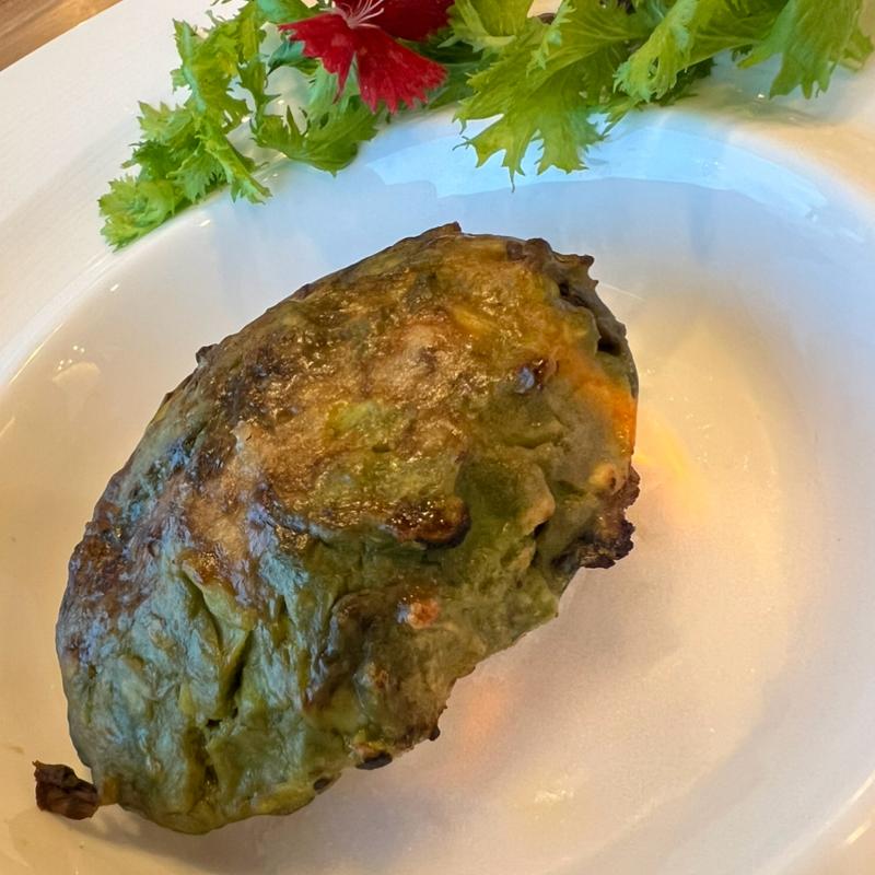 蝦夷あわびのアボカドソース炙り 天津玫現露酒の香りにのせて(中国料理 滄)