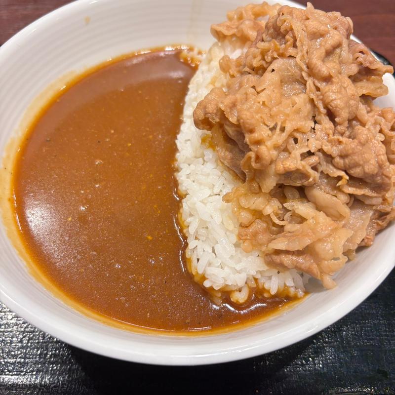 肉だくカレー(吉野家 聖蹟桜ヶ丘駅店)