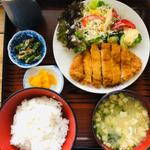 とんかつ定食