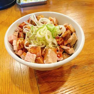 チャーシュー丼