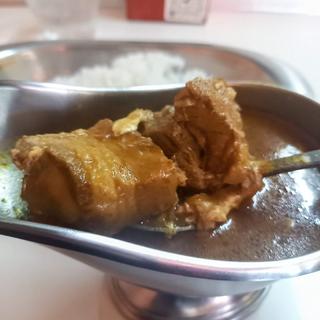 季節のスープカレー にんにくポーク