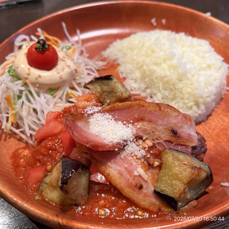 厚切りベーコンと茄子のアラビアータバーグディッシュS(びっくりドンキー小平大沼店)