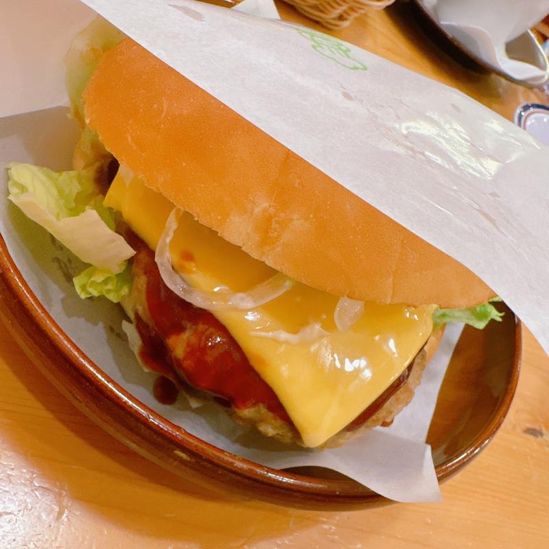 自慢のドミグラスバーガー(コメダ珈琲店 グランエミオ所沢店)