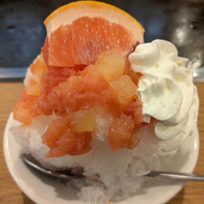 ふわふわフルーツ氷(お好み焼き 鉄板焼き 六三)