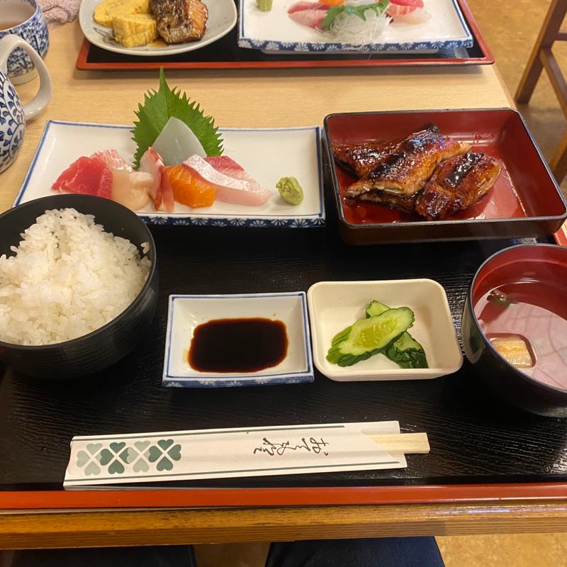 うなぎ御膳(うなぎ蒲焼1/2尾、刺身、御飯セット)(魚捨)