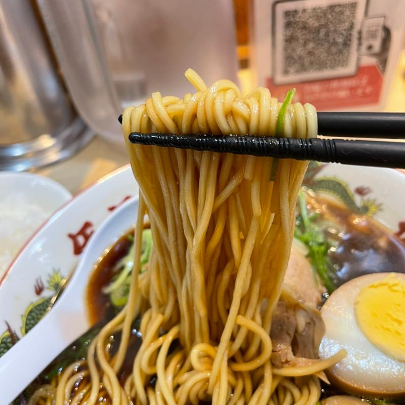 背脂黒醤油ラーメン、味付け玉子、ご飯小(東京背脂黒醤油ラーメン 伍福軒 川崎店)