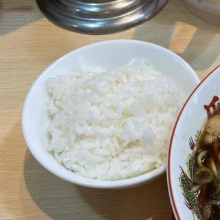 ご飯 小(東京背脂黒醤油ラーメン 伍福軒 川崎店)