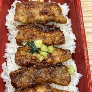 さんま蒲焼き丼