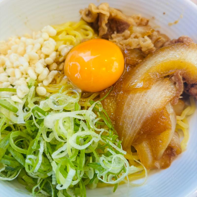 スタミナ牛まぜそば(吉野家 浜町店)