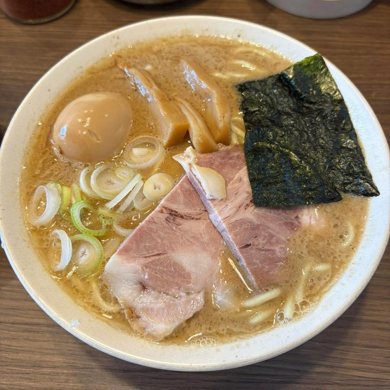 濃厚中華そば 味玉(井の庄 INOSHOW)