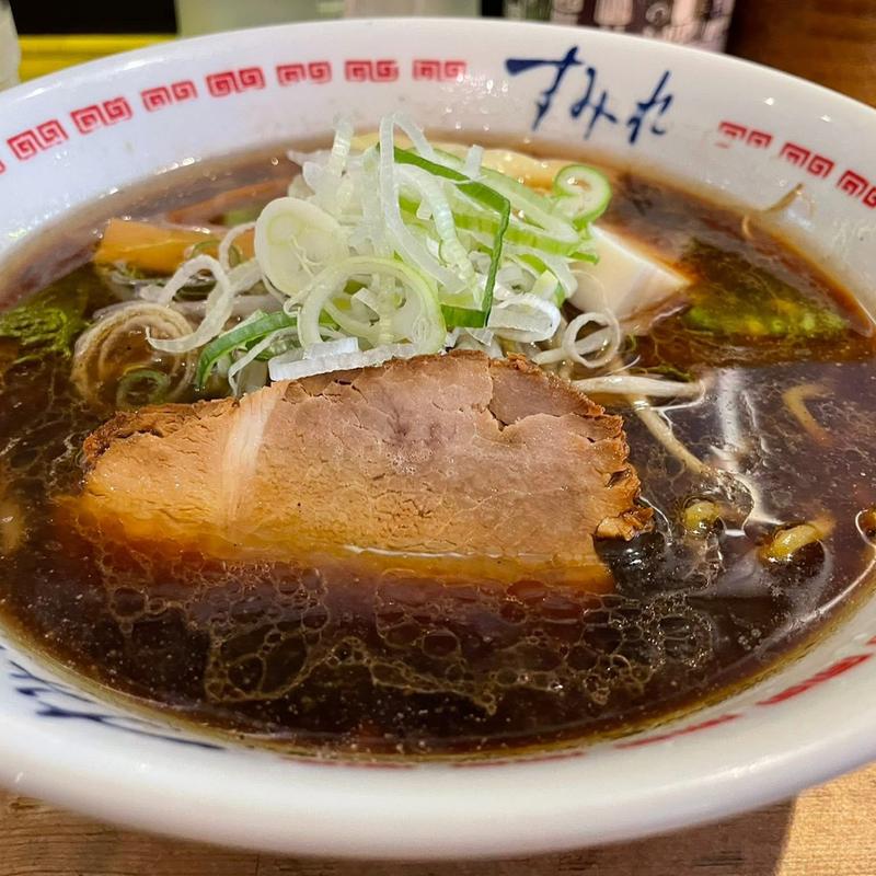 醤油ラーメン(すみれ 横浜店)