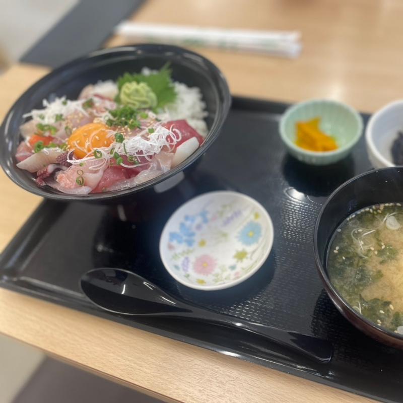 ばくだん丼(海鮮だよ全員集合!大笑食堂)