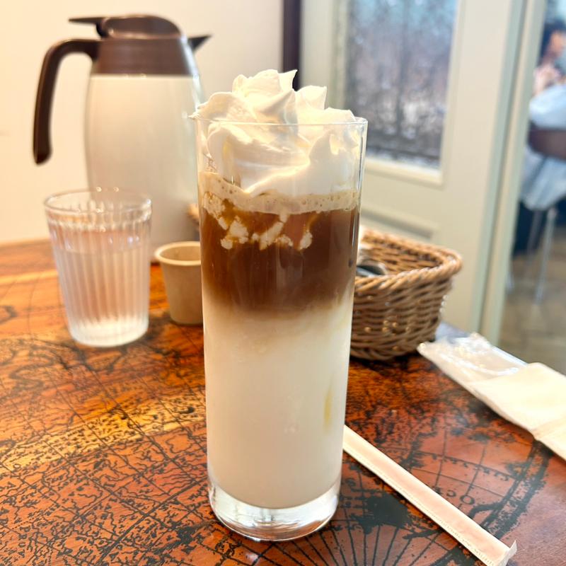 アイスカフェラテ(ごはんカフェ ラクエ)