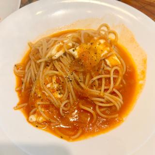 モッツァレラチーズとトマトソース