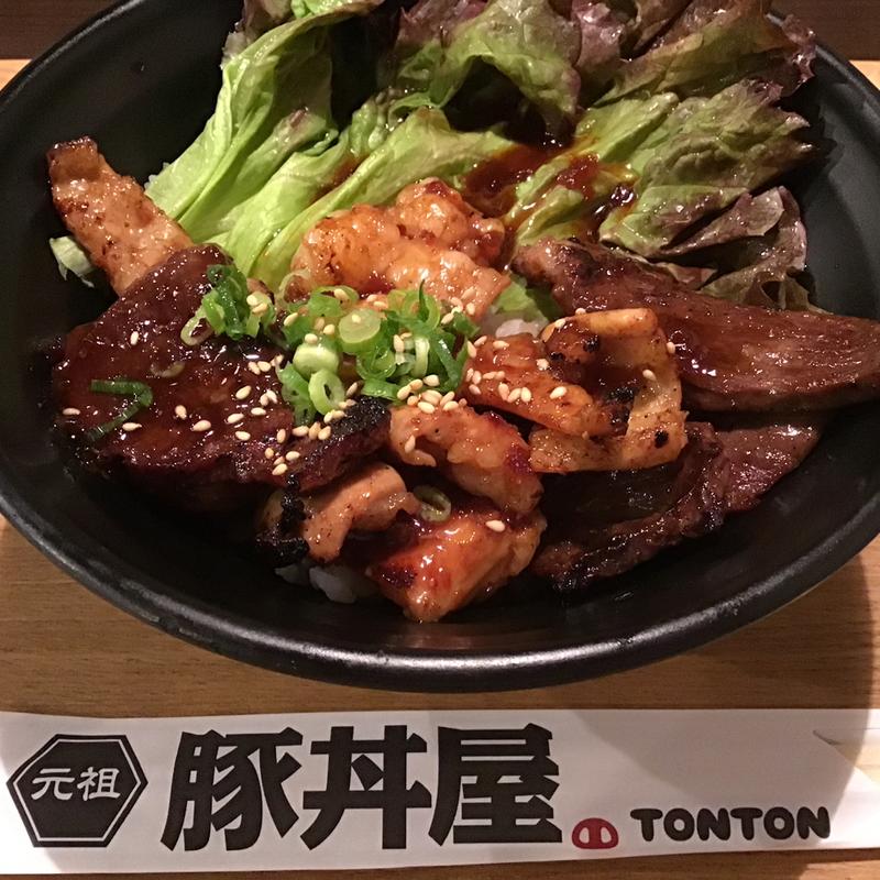 ミックス丼(元祖豚丼屋 TONTON 八乙女店)