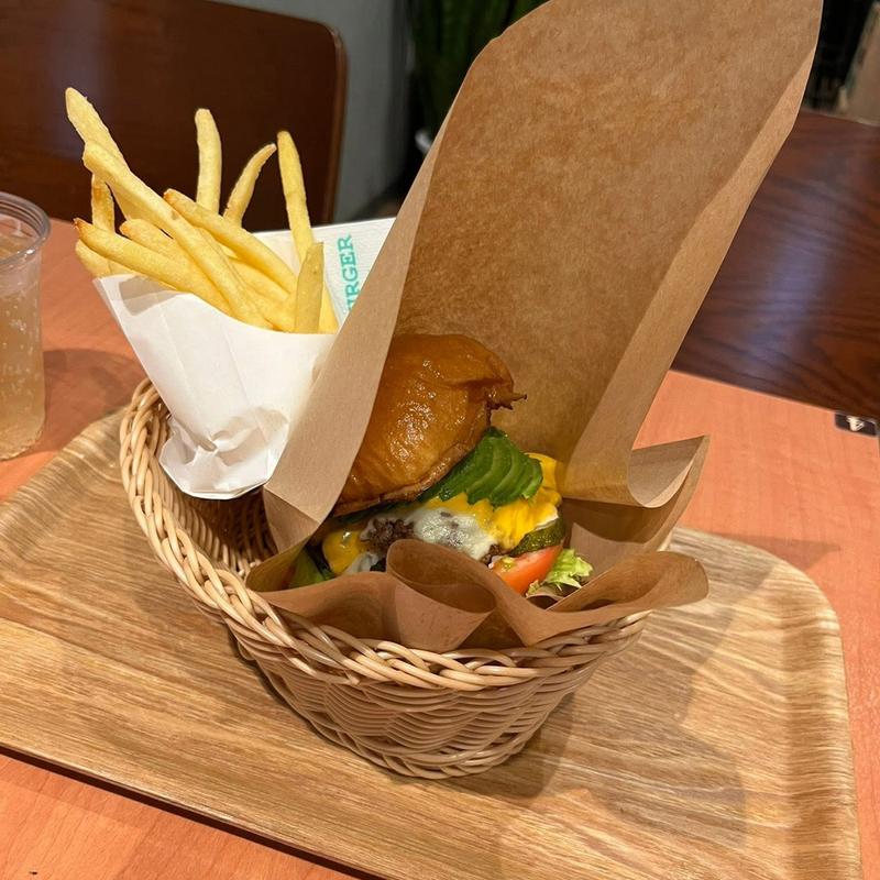 アボガドチーズバーガー(ゴーストバーガー)