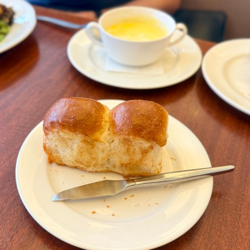 英国風パン(ロイヤルホスト和光駅前店)