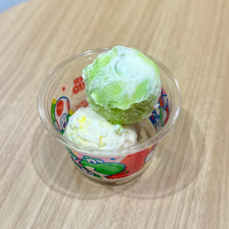 キウイ杏仁豆腐＆ハワイアンクランチ(サーティワンアイスクリーム 和光イトーヨーカドー店)