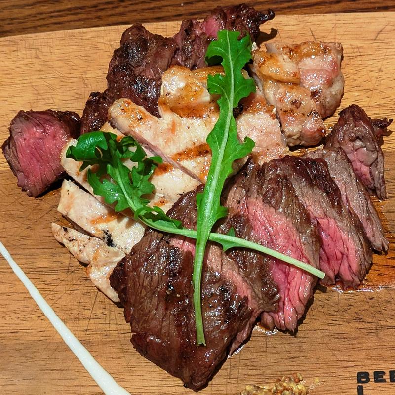 今日のおすすめ！肉三種の盛り合わせ(BEER HOUSE 森卯)