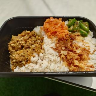 牛★舞茸ビネガー(TOKYO MIX CURRY 小川町)