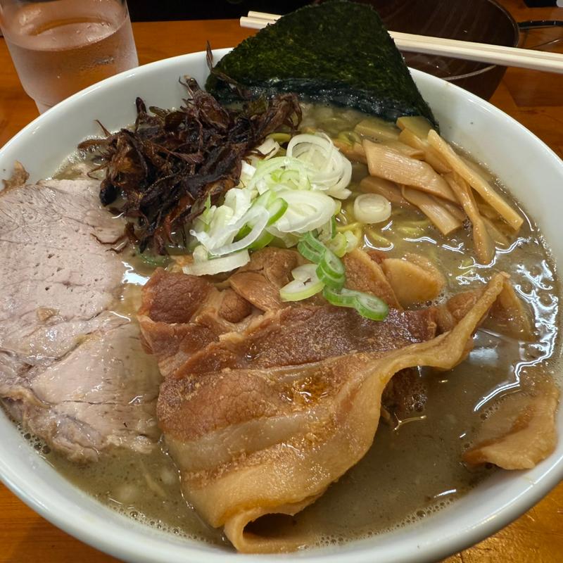 白バイ貝不純100SP大盛り(一条流がんこラーメン金町)