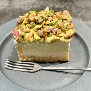 ピスタチオチーズケーキ