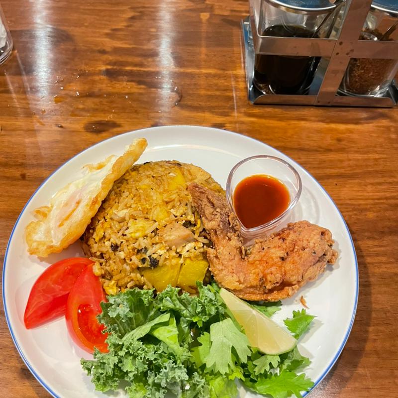 パイナップル炒飯(マオマオ)