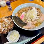 手打チャーシュー中華そば(細麺変更）＋穂先メンマ＋半ライス