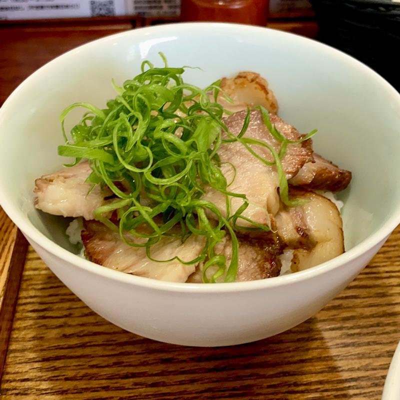 厳選豚の焼き豚めし(麺や福はら)