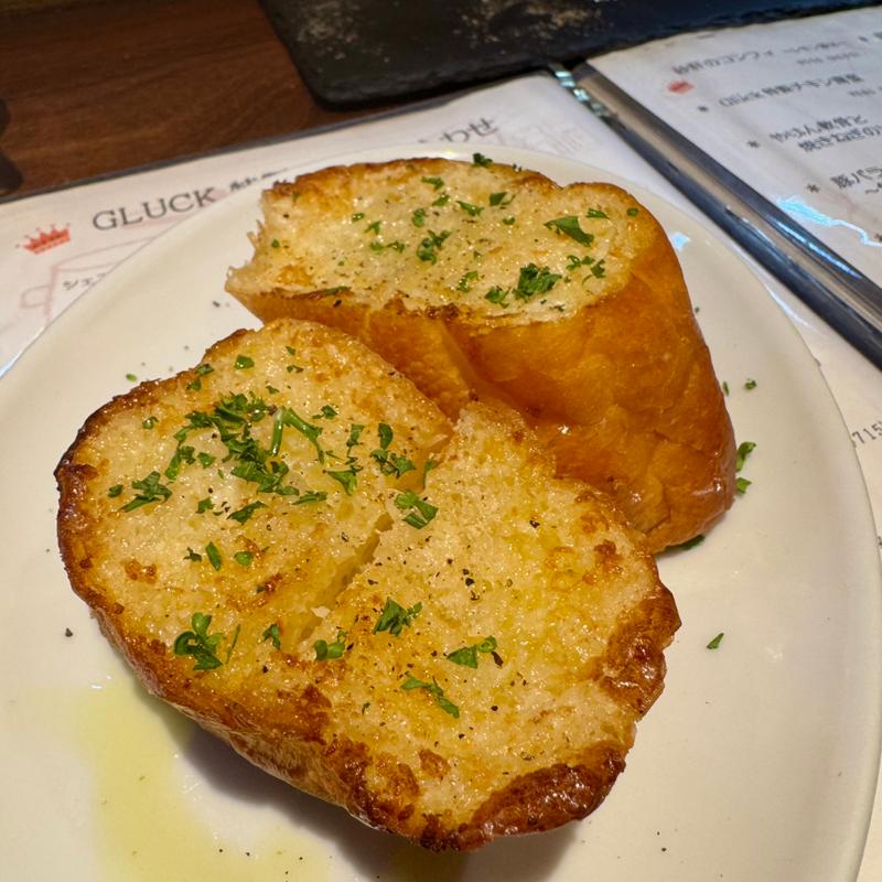 しみしみガーリックトースト(GLUCK)