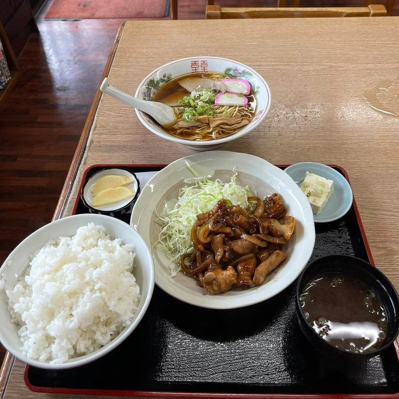 ホルモン焼き定食 ご飯大盛り ラーメン(ちかちゃん)