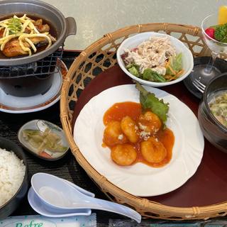鰻の蒲焼と彩り中華御膳