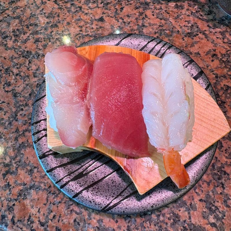 オススメ三巻盛り(回転すし北海道 学園通り店 )