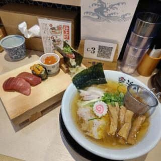 松 赤酢握り鮨と中華そばセット